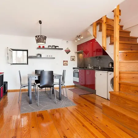 Feels Like Santa Apolonia Cozy Flat Apartman *